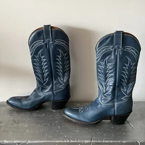 Rare Vintage Cowboy Boots- Blue - Picture 8 of 15